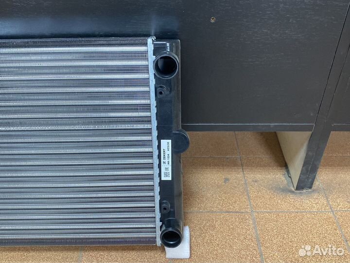 Радиатор охлаждения на volkswagen passat b3