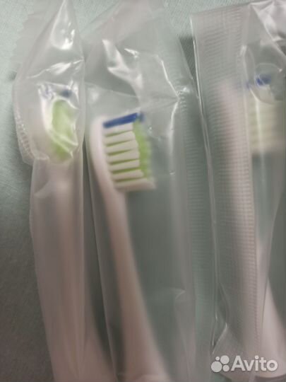 Электрическая зубная щётка