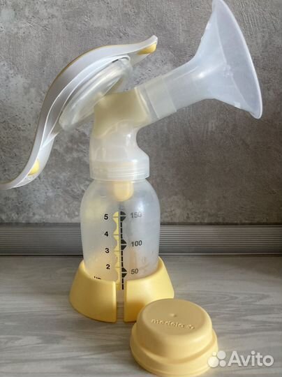 Молокоотсос medela ручной