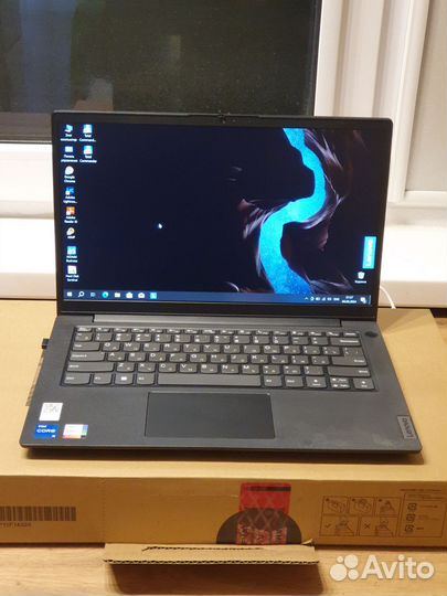 UltraBook Lenovo V14 новый i5/12/256