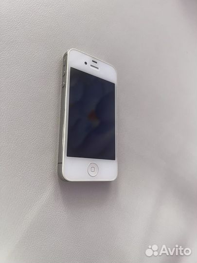iPhone 4S, 16 ГБ