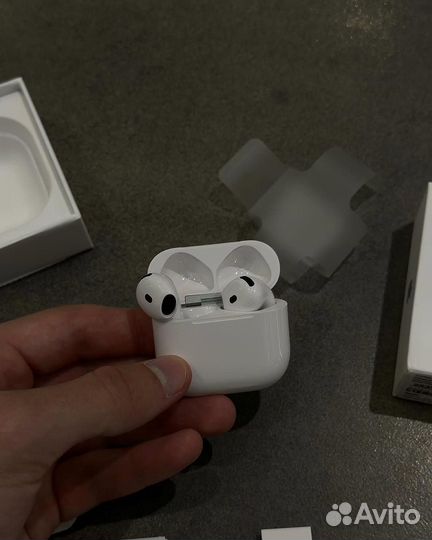 Airpods 4