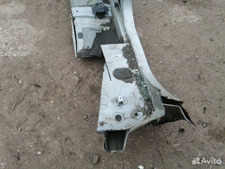 Боковина кузова правая Nissan Almera G15 K4M 2013