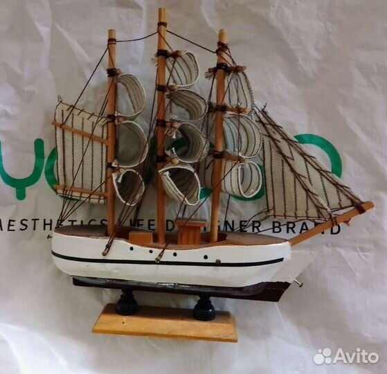 Сувенир, парусник