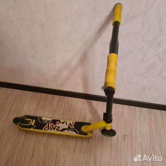 Продам трюковой самокат