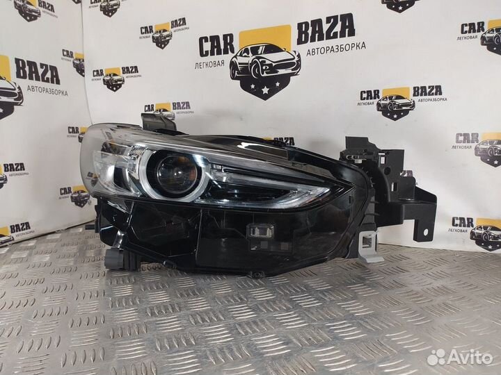 Фара передняя правая R Mazda 6