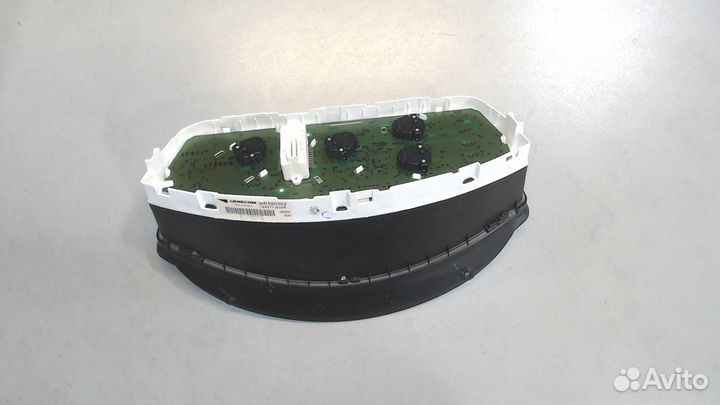 Щиток приборов Mitsubishi Galant, 2004