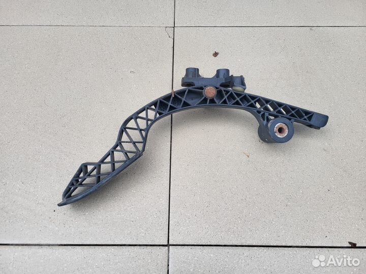 Педаль газа Kia Cerato 1