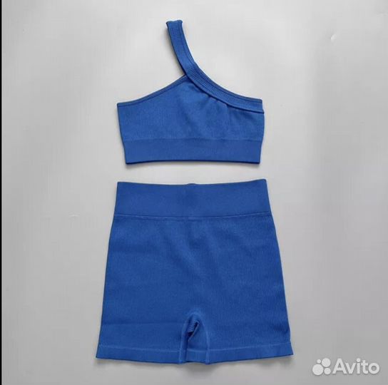 Спортивный комплект в рубчик