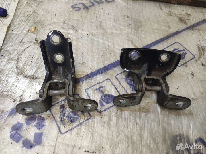 Петли задней правой двери Hyundai Sonata 7 LF