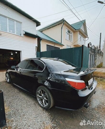 Капот для bmw e60 горбатый «гибрид»