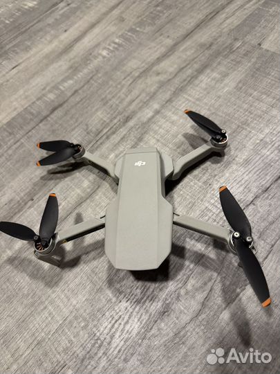 Квадрокоптер dji mini 2 fly more combo