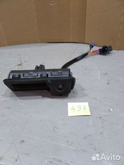 Камера заднего вида с омывателем VAG