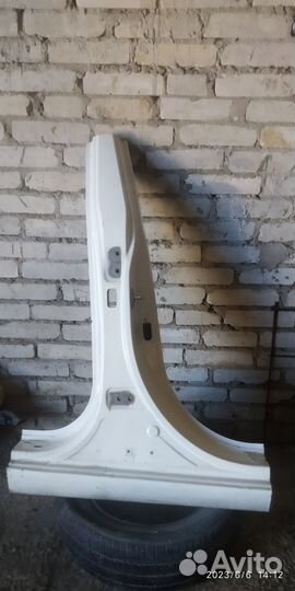 Средняя стойка с порогом Kia Ceed