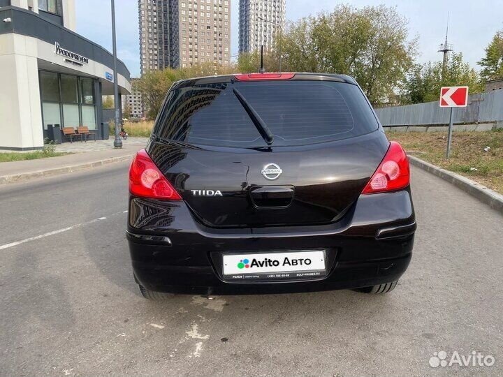 Nissan Tiida 1.6 AT, 2011, 150 943 км