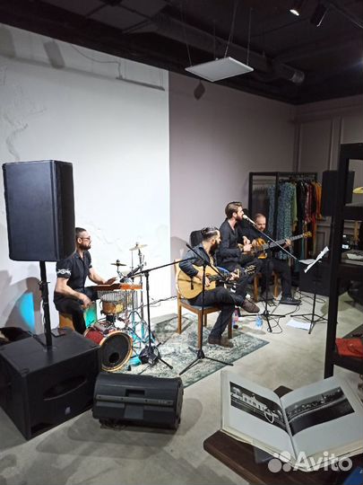 Прокат звук свет микрофоны проектор