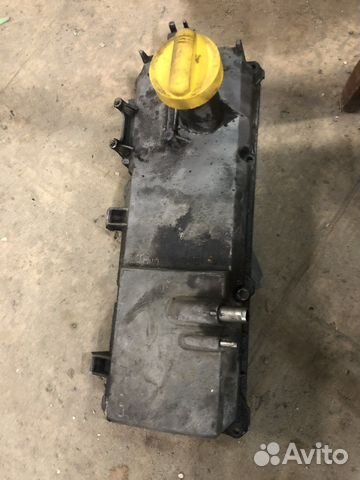 Клапанная крышка renault logan