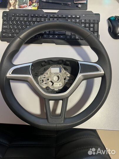 Руль skoda rapid