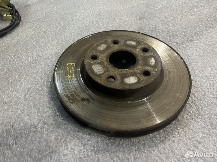 Тормозной диск Geely Emgrand EC7