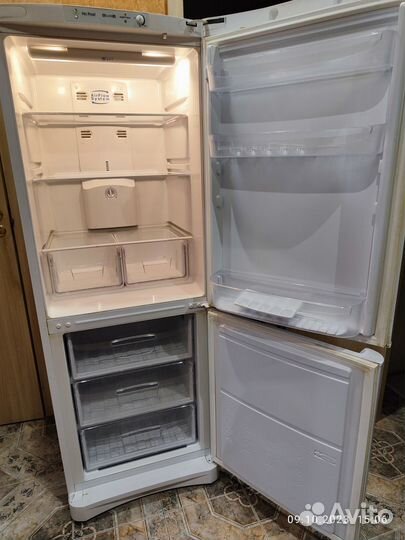 Холодильник Indesit