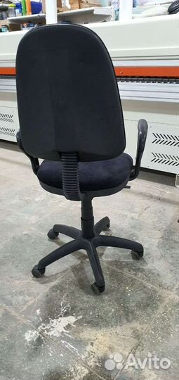 Компьютерное кресло