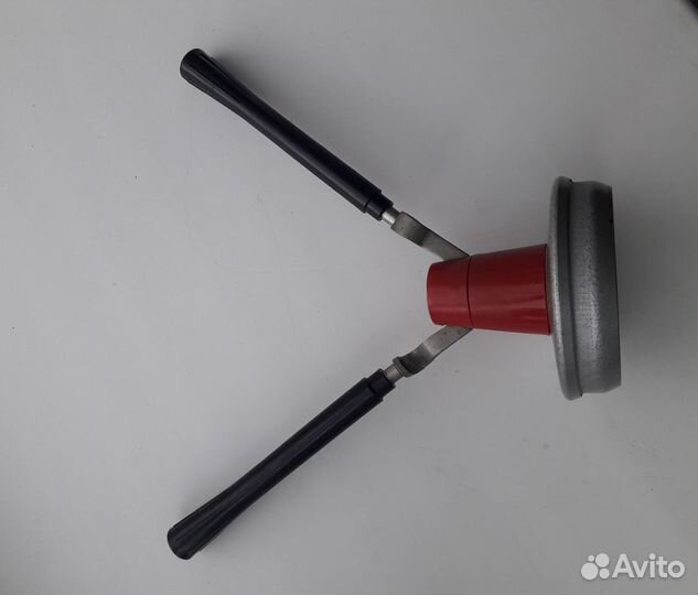 Машинка для закатывания банок автоматическая