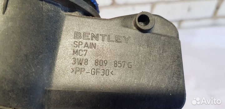 Bentley Continental GT Лючок Бензобака