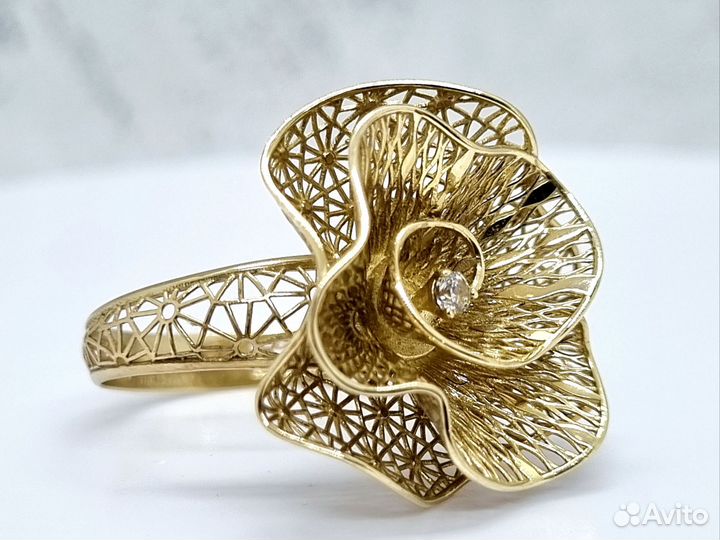 Золотое кольцо 585 пробы