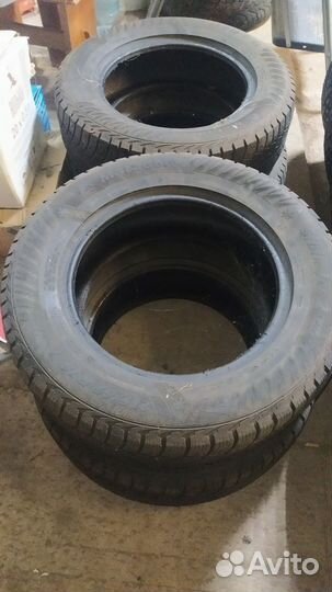 Matador MP 30 Sibir Ice 2 215/65 R16 102T