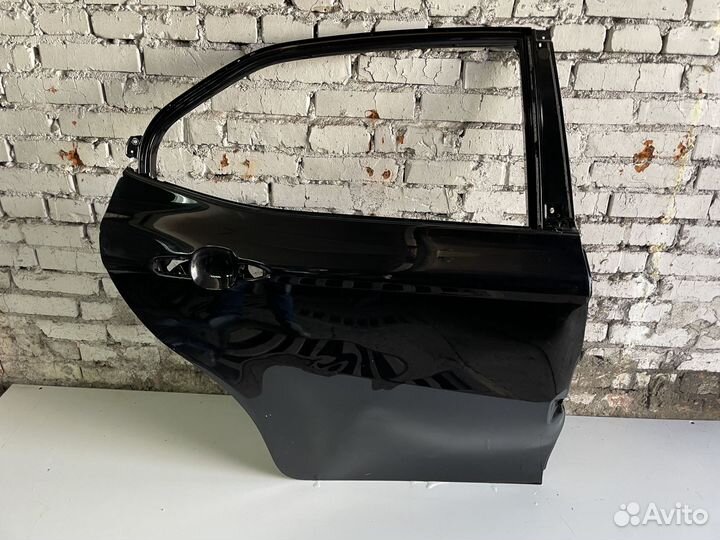 Дверь задняя правая Toyota Camry XV70