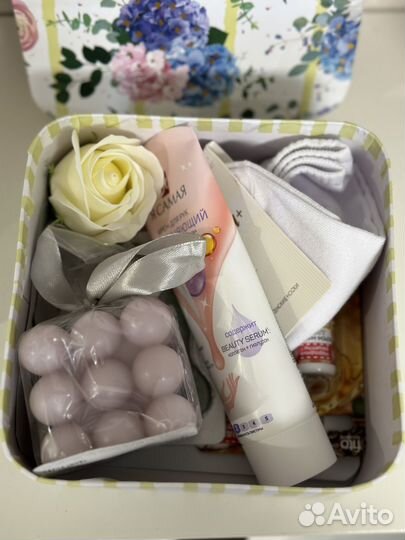 Подарок, подарочный бокс