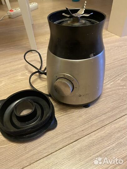 Блендер vitek без Чаши