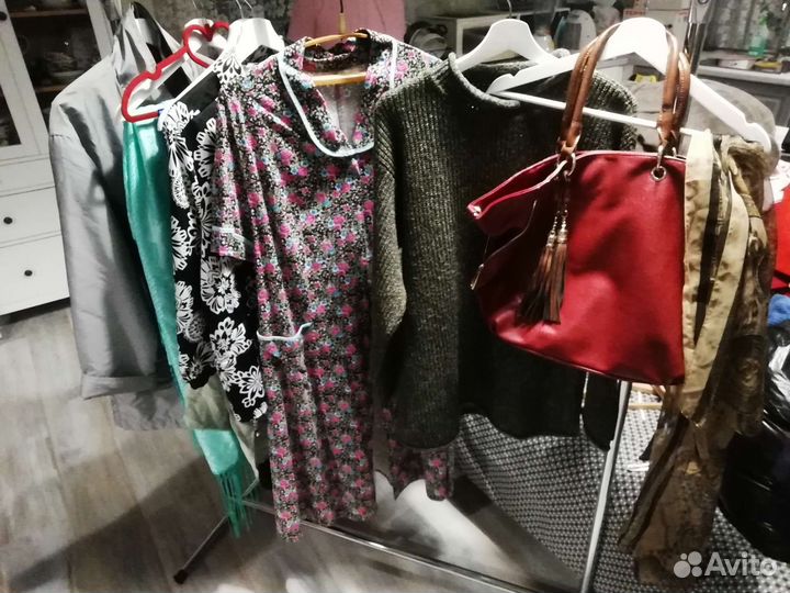 Свитер блужа женские 56 раз. Пакетом