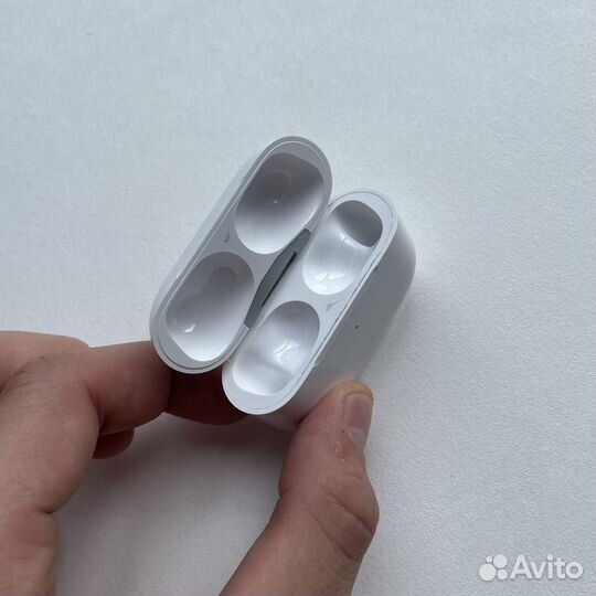 Кейс для AirPods Pro 2