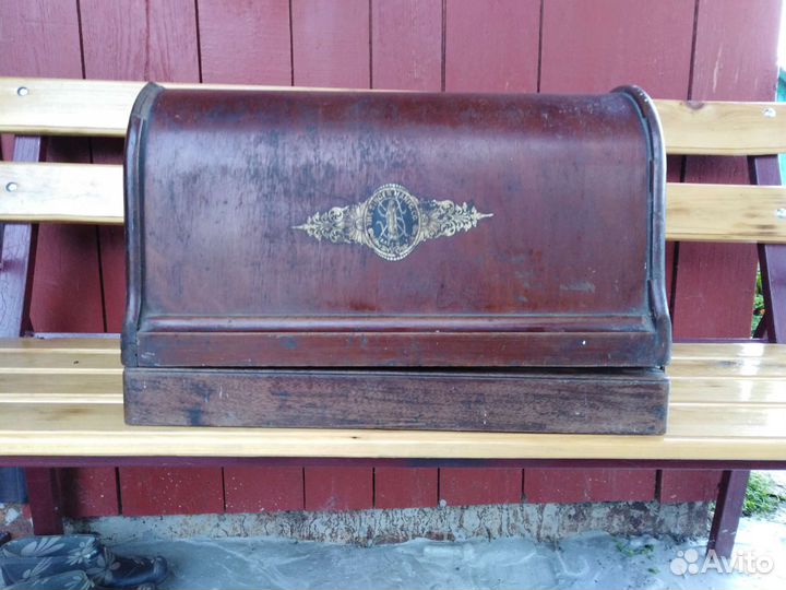 Швейная машинка