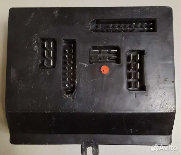 Блок управления предохранителей