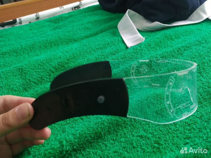 Сметсящиеся очки