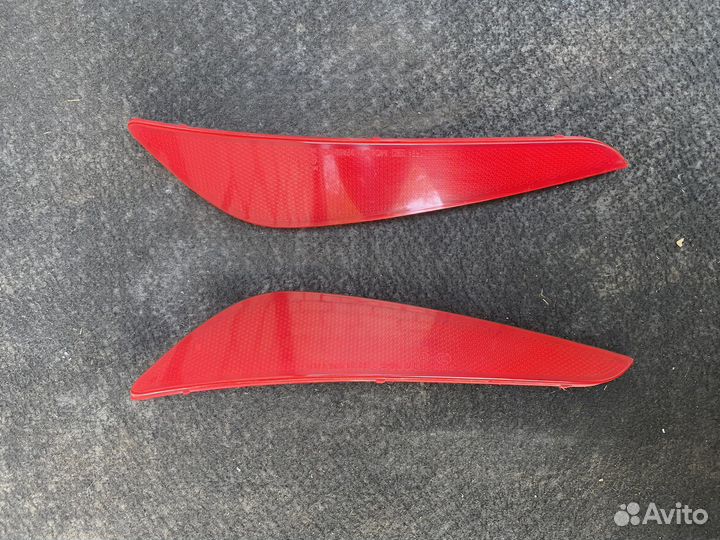 Отражатель,катафот в задний бампер hyundai i40