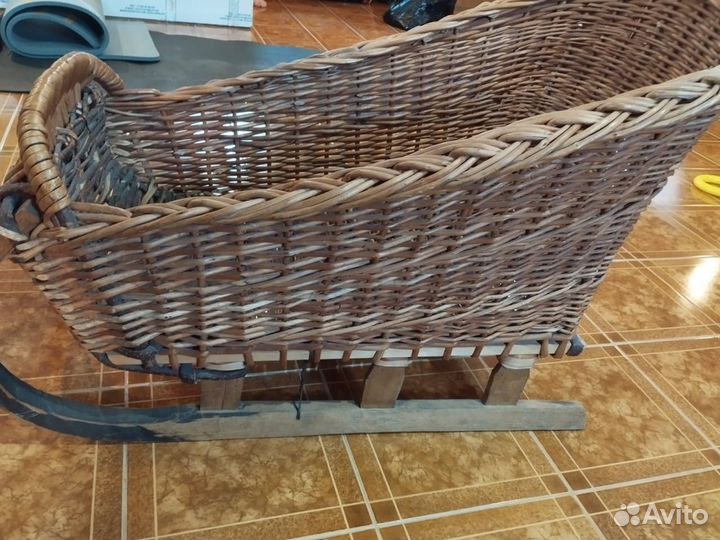 Детские санки плетеные