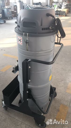 Промышленный пылесос Nilfisk S3B возм с оператором