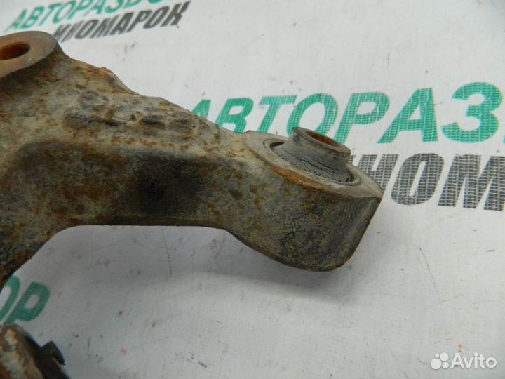 Кулак поворотный задний правый для Mitsubishi Diam