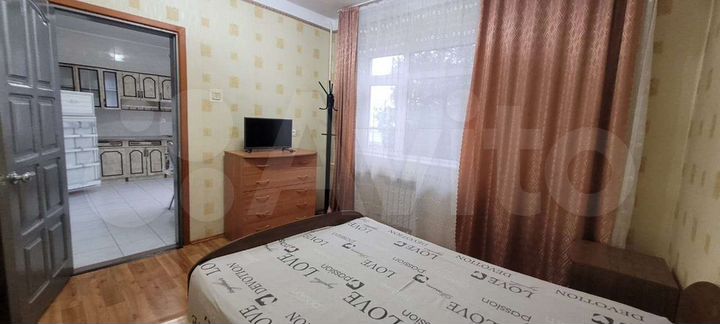 2-к. квартира, 56 м², 2/3 эт.