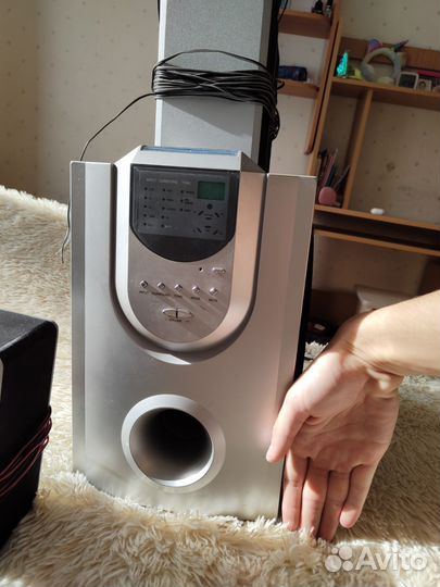 Колонки от домашнего кинотеатра