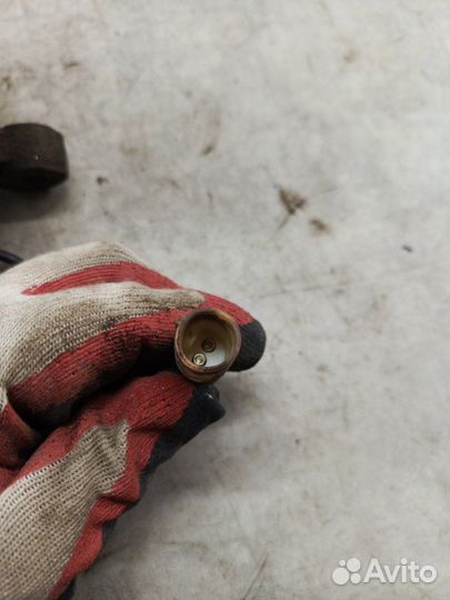 Кулак ступица Chevrolet Lacetti седан 2007