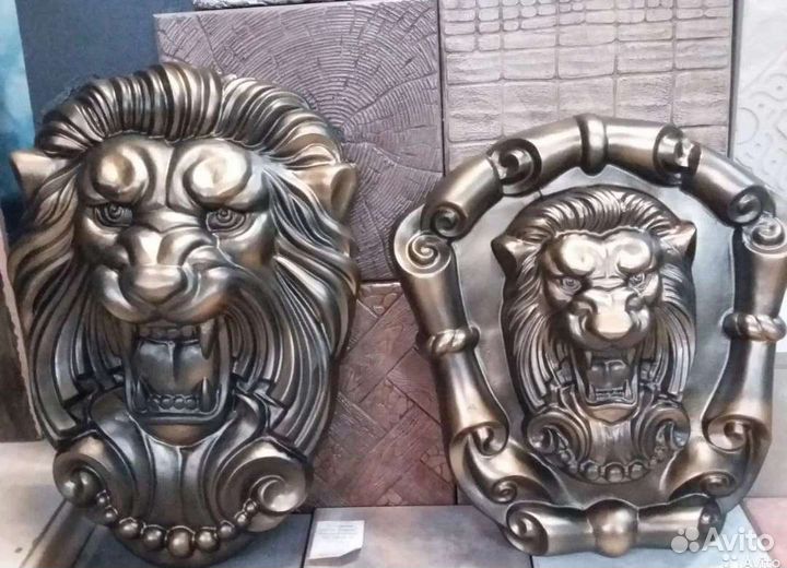 Барельеф льва