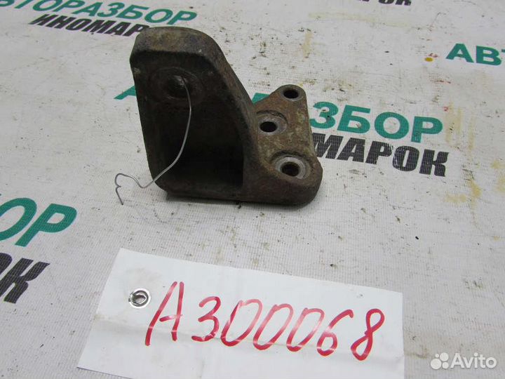 Кронштейн двигателя передний для Lexus ES 300 1 2001-2006г