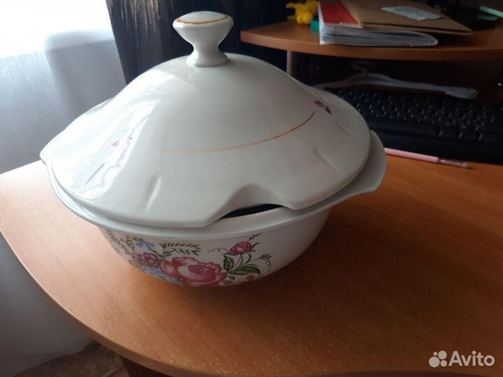 Фарфоровая супница СССР