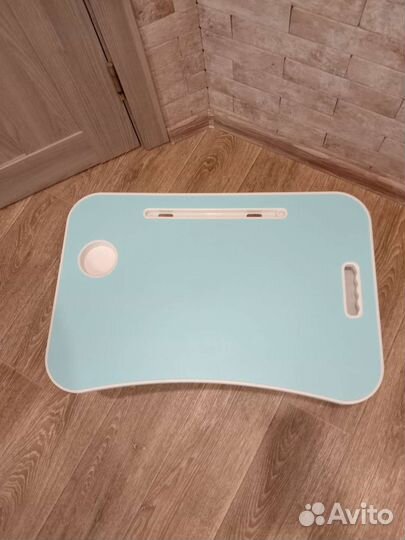 Столик для ноутбука, планшета