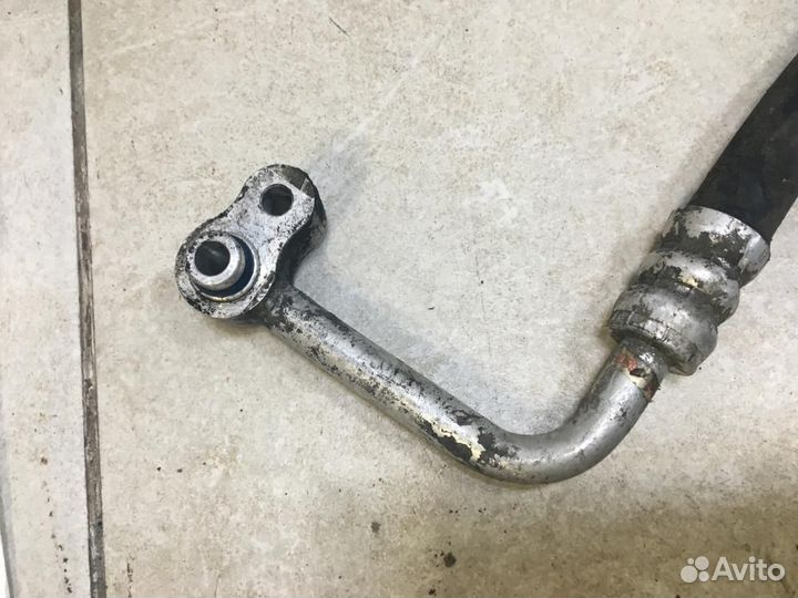 Трубка кондиционера Kia Sorento BL JC 2002-2009