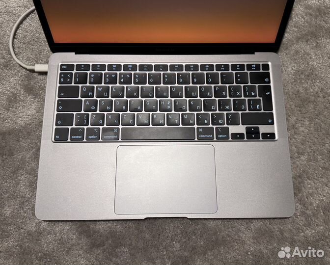Apple macbook air 13 2020 i5/512/8